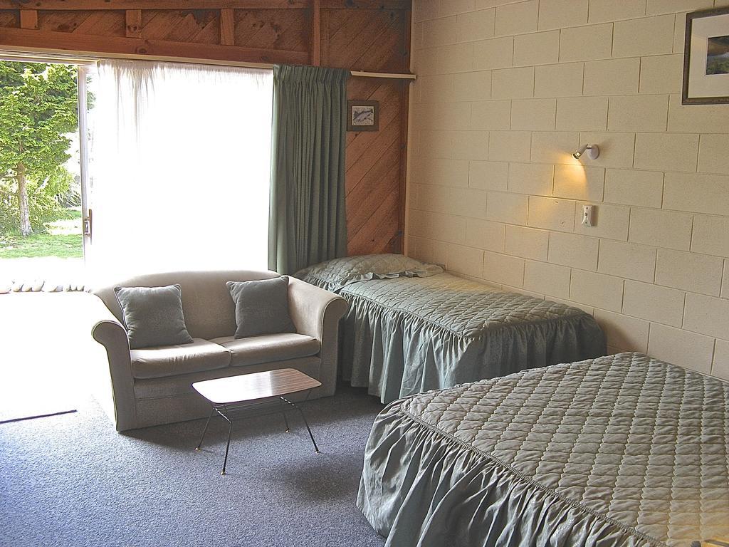 Tongariro River Motel Turangi Δωμάτιο φωτογραφία