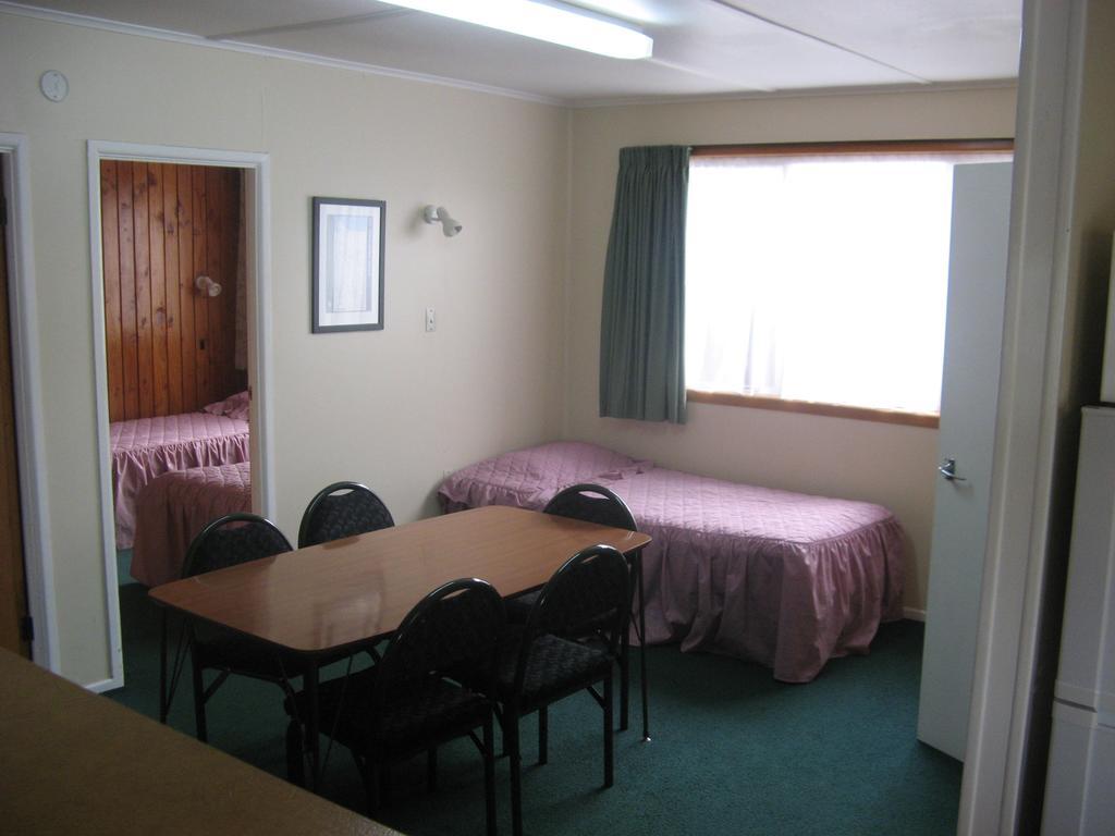 Tongariro River Motel Turangi Δωμάτιο φωτογραφία