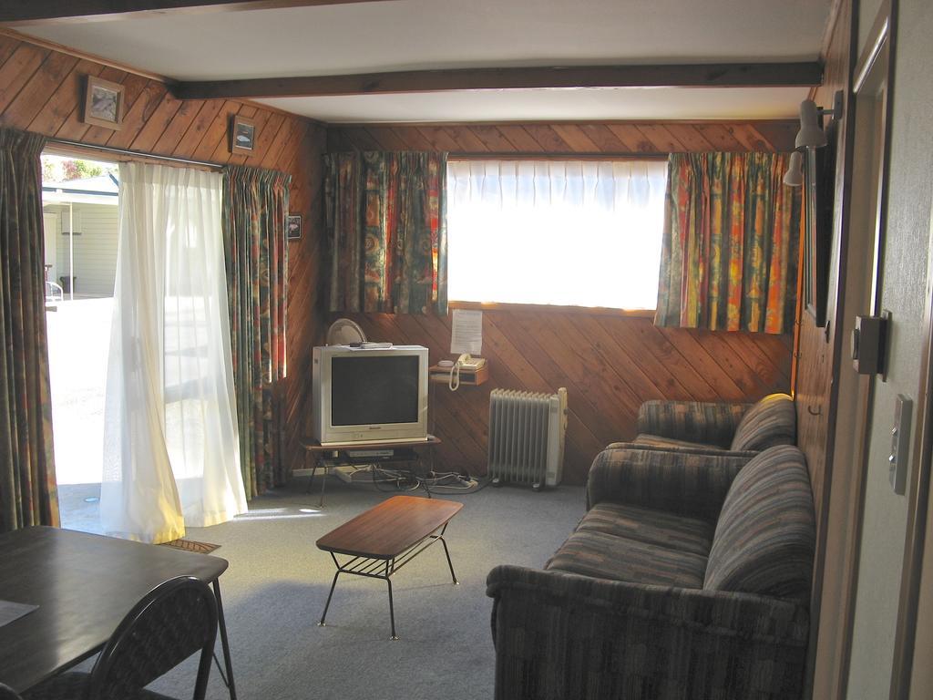 Tongariro River Motel Turangi Δωμάτιο φωτογραφία