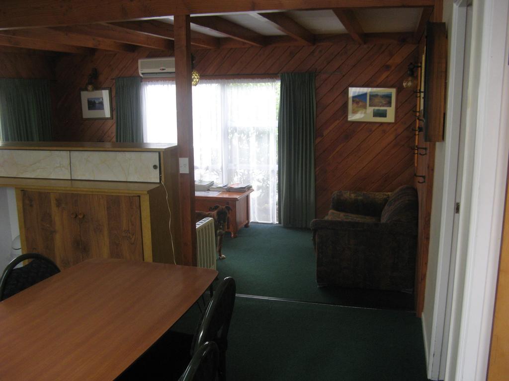Tongariro River Motel Turangi Δωμάτιο φωτογραφία