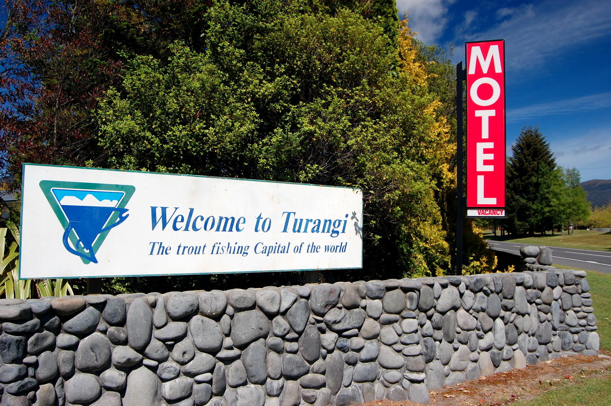 Tongariro River Motel Turangi Εξωτερικό φωτογραφία